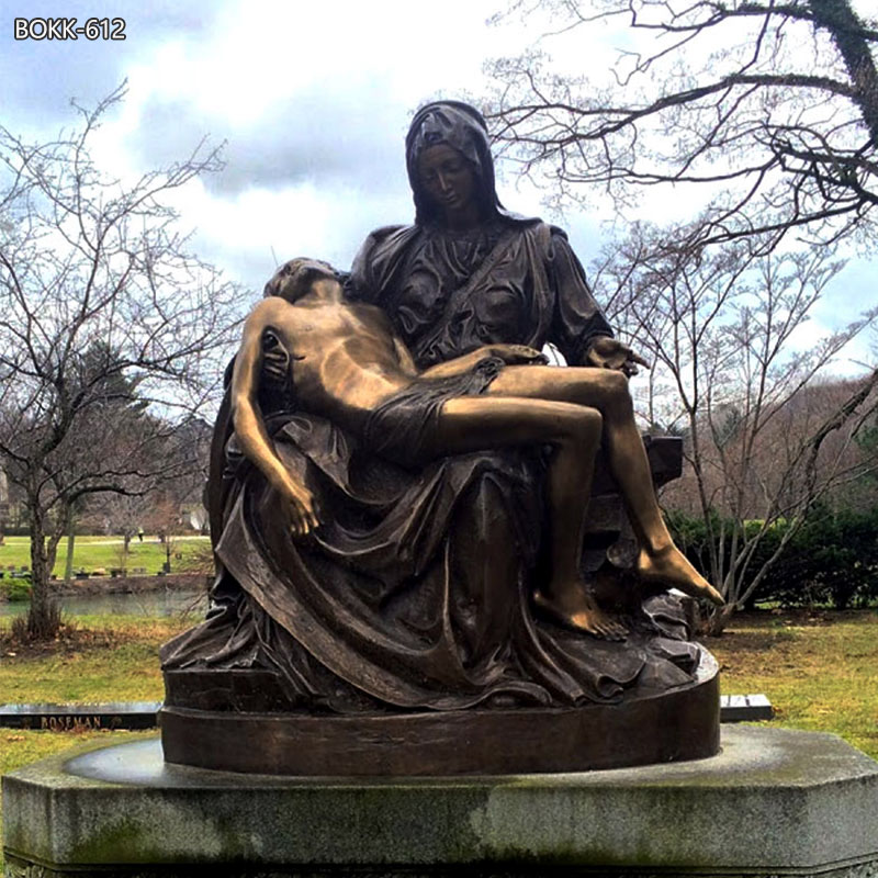 bronze pieta statue (10)