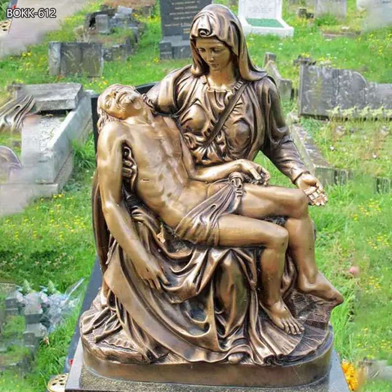 bronze pieta statue (9)